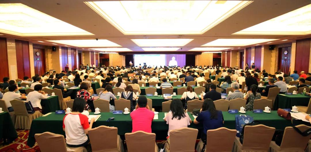 中国轻工业百强企业岑岭论坛在京举行，拉斯维加斯9888斩获“科技百强”等多项殊荣